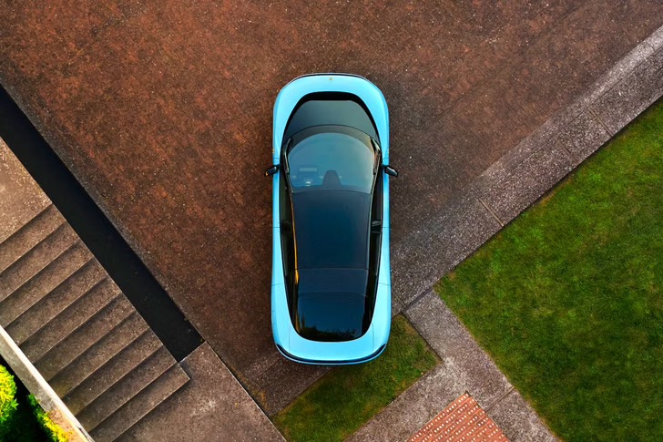 Ferrari Luce vista dall'alto